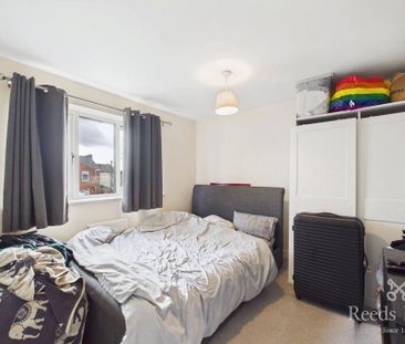 2 bedroom semi-detached house to rent - Photo 4