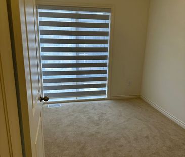 For Lease - 18 Arrowview Drive, Brampton, Ontario - Photo 3