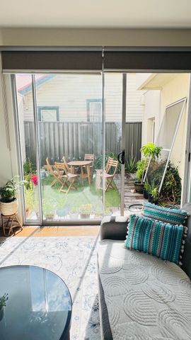 Essendon North - Photo 4