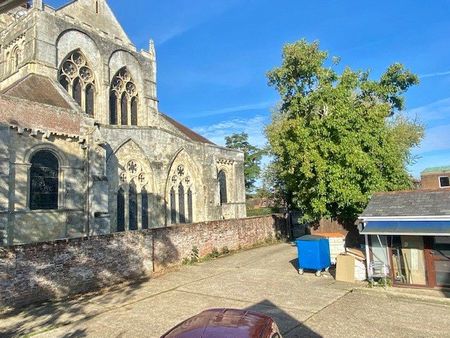 2 Bedroom House - Church Street, Romsey - Photo 5