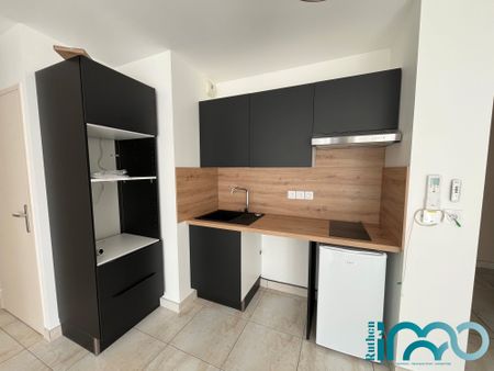 Location Appartement 2 pièces 43m² RODEZ 12000 - Photo 2