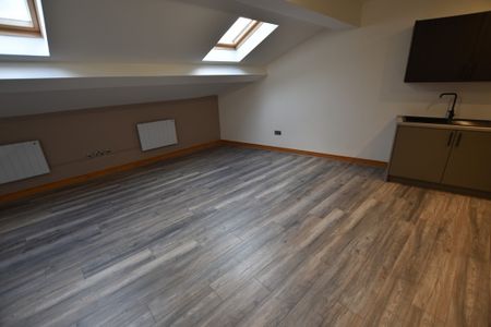 Flat 4, 131 Market Street - Photo 3