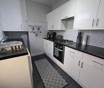 2 bedroom terraced house to rent - Photo 5