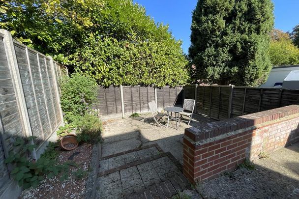 Wych Hill, Woking, Surrey, GU22 - Photo 1