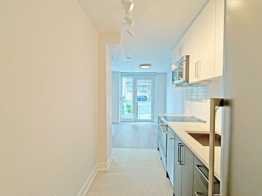 For Lease - 2525 Bathurst Street Unit# 101, Toronto, Ontario - Photo 1