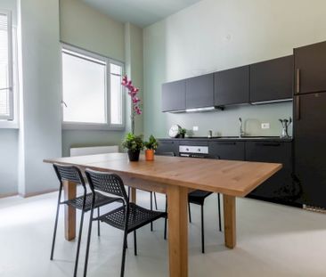 Beautiful single room in Milan, close to IULM and Bocconi university - Photo 2