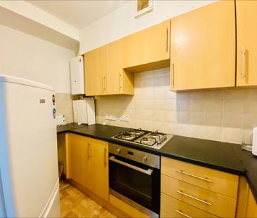 2 bedroom flat to rent - Photo 6