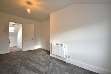 2 bedroom maisonette to rent - Photo 5