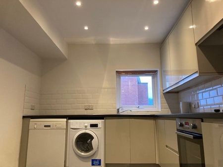 2 Bed Flat, Ferrymans Court, BS2 - Photo 4