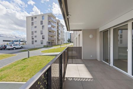 Grand balcon, beaux volumes et luminosité exceptionnelle ! - Photo 4