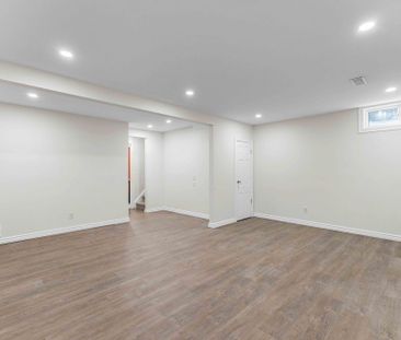 For Lease - 1 Berkshire Way, Barrhaven, Ontario - Photo 2