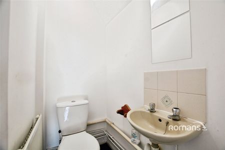 4 bedroom house to rent - Photo 4