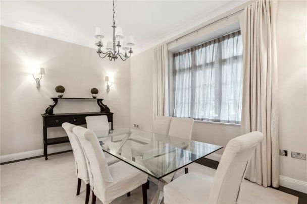 2 bedroom flat in Rutland Gate - Photo 1