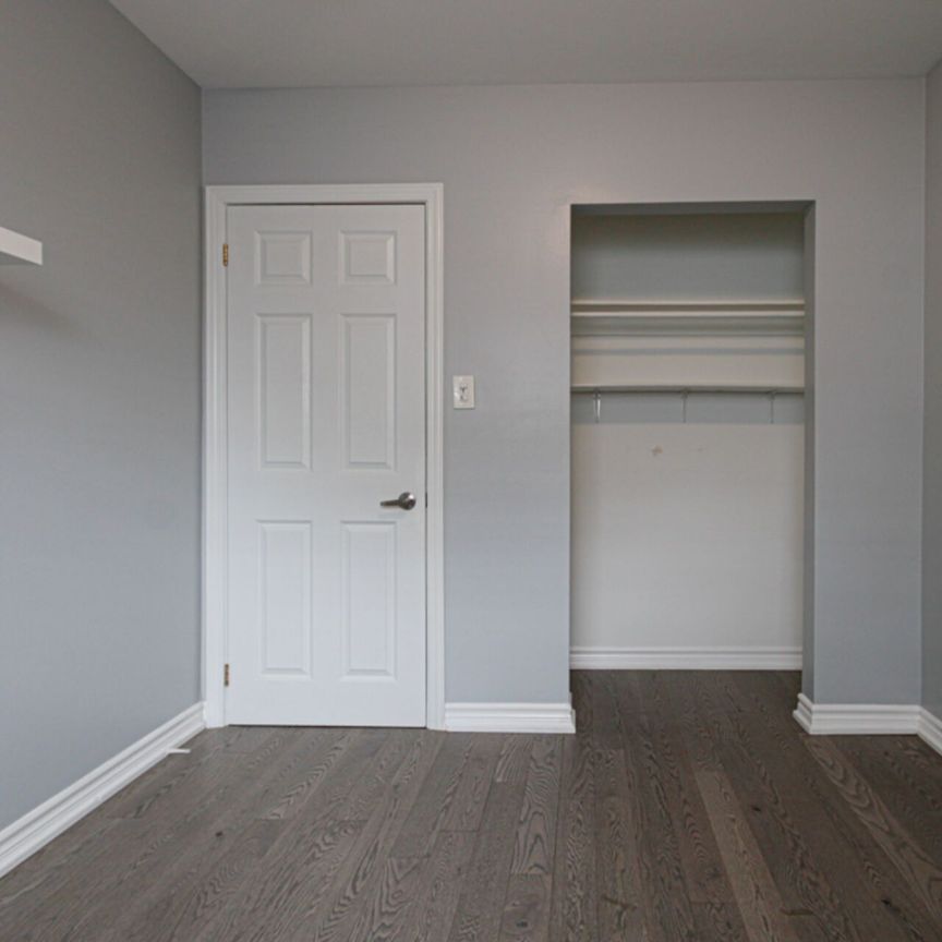 For Lease - 1601 Sandgate Crescent Unit# Main, Mississauga, Ontario - Photo 1