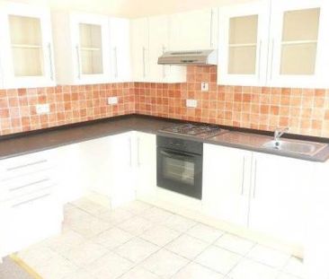 Cromwell Road, Rushden, NN10 - Photo 4