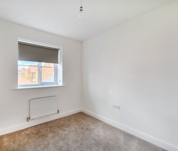 Upton Lawn Grove - Photo 3