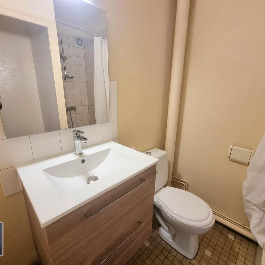 Location Appartement 1 pièce 25m² CLERMONT FERRAND 63000 - Photo 1