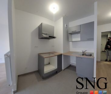 T3 AVEC LOGGIA + PARKING - Photo 1