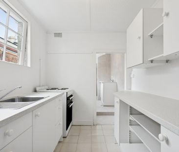 33 Iris Street, Paddington NSW 2021 - House For Rent | Domain - Photo 2