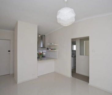 9/23 Avonmore Terrace, - Photo 2