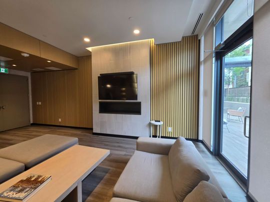 For Lease - 2369 Danforth Avenue Unit# 801, Toronto, Ontario - Photo 1