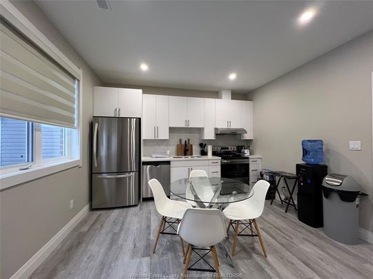 For Lease - 917 Mckay Avenue Unit# Front, Windsor, Ontario - Photo 1