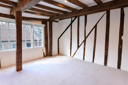 3 bedroom apartment to rent - Photo 2