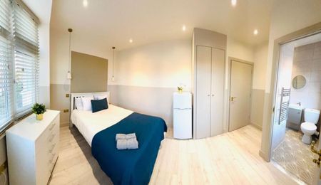 Room in a Shared House, Rowan Crescent, SW16 - Photo 3