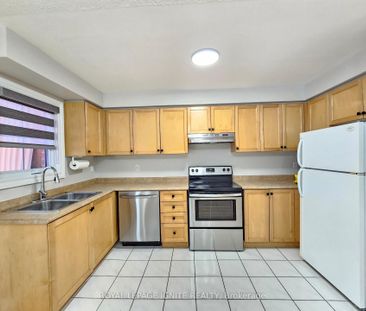 For Lease - 83 Checkerberry Crescent, Brampton, Ontario - Photo 6