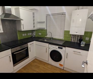 1 Bed Flat, Beckington Road, BS3 - Photo 3