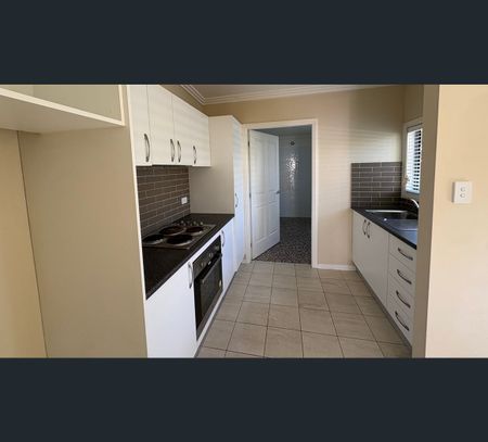 8/17-19 Bruce Street, Forster, NSW 2428 - Photo 3