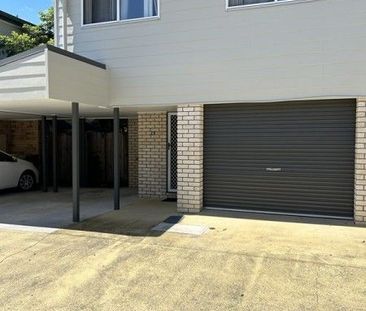 3 bed Townhouse, Garage & Carport - Photo 1