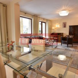 Wola Justowska basen taras 4 pok osobne WC - Zdjęcie 1