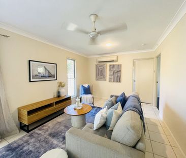 (Break Lease) LARGE 4 BEDROOMS FAMILY HOME WITH POOL - Photo 3