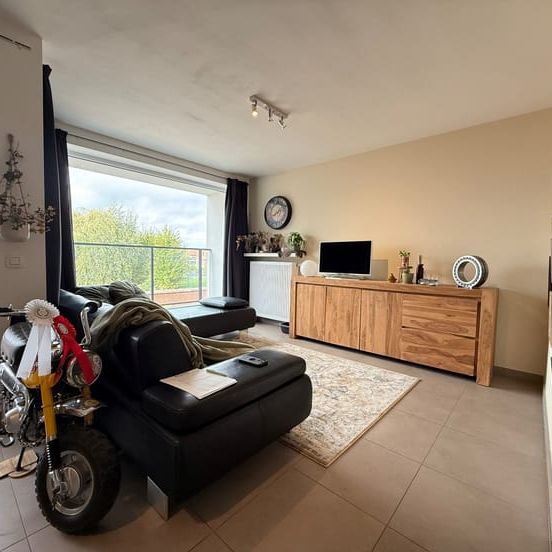 Appartement te huur - foto 1