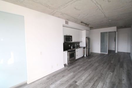 2 Gladstone Lofts , #209 - Photo 2