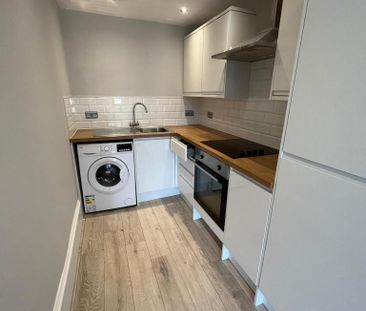 1 bedroom flat to rent - Photo 2