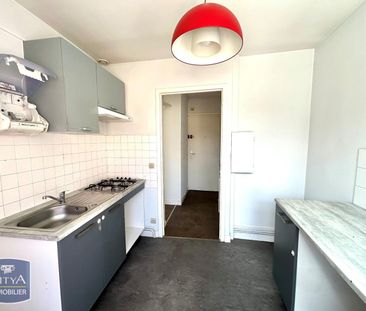 Location Appartement 3 pièces 59m² LA RICAMARIE 42150 - Photo 2