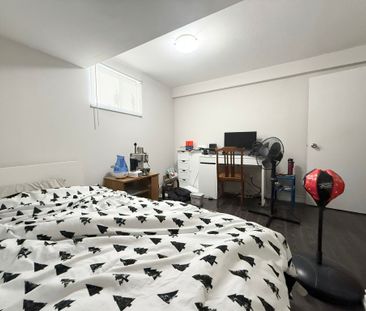 For Lease - 38 Deepdale Drive Unit# Lower, Toronto, Ontario - Photo 2