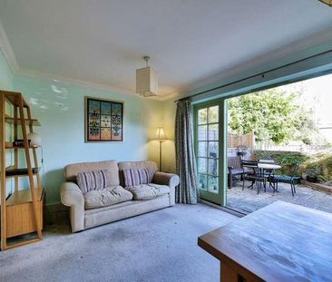 Bingham Close, Cirencester, GL7 - Photo 2