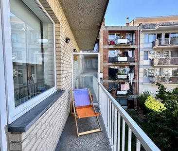 Appartement te huur - Photo 1