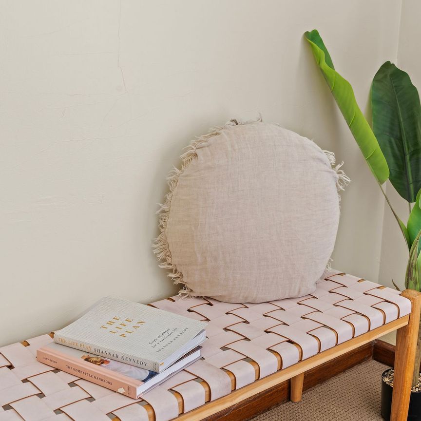 CUTE, COSY AND CENTRAL - Photo 1