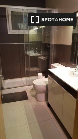 barcelona, Catalonia 08301 - Photo 5