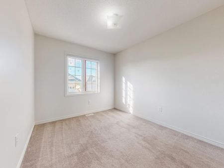 For Lease - 806 Audley Road, Ajax, Ontario - Photo 5