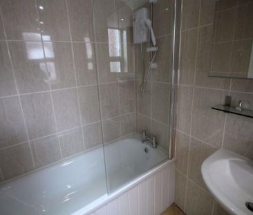 5 bedroom house to rent - Photo 1