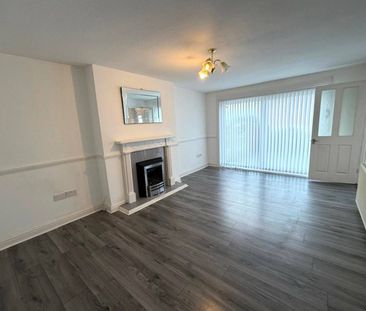 Eversley, Skelmersdale, , UK - Photo 1