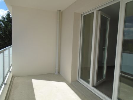 Location Appartement 2 pièces 40m² VILLENAVE D ORNON 33140 - Photo 3