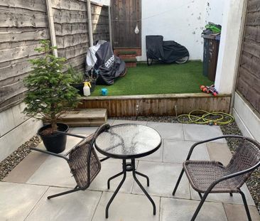 Partington Lane Swinton Manchester Greater Manchester - Photo 5