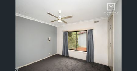 NORTH SHEPPARTON - 3 BEDROOMS OPEN LIVING AREAS - Photo 5