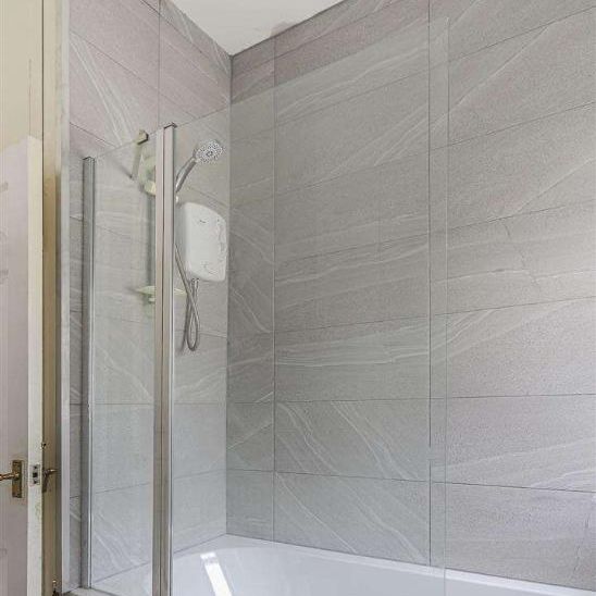 Albany Road, Roath, CF24 - Photo 1
